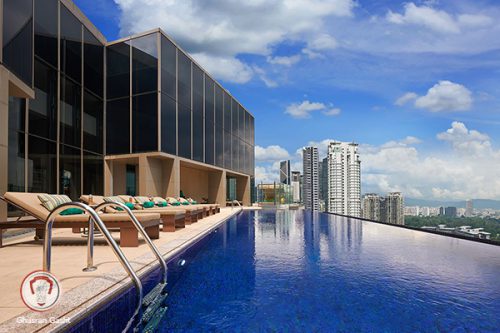 Pavilion Hotel pool