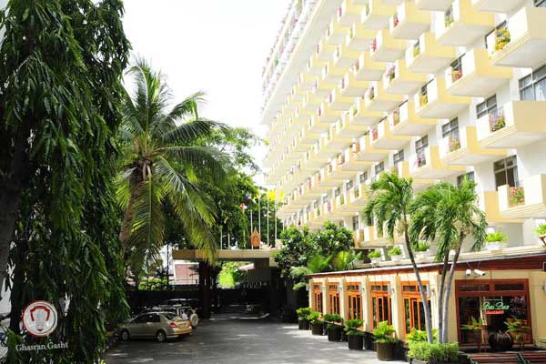 golden beach hotel