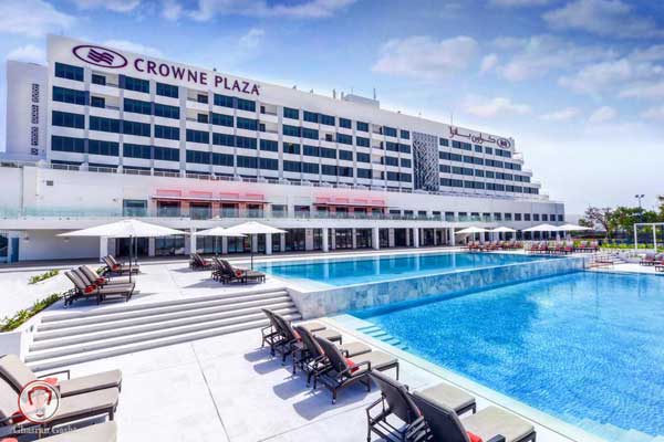 Crowne Plaza Muscat هتل کرون پلازا مسقط