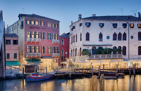 NH Venezia Santa Lucia