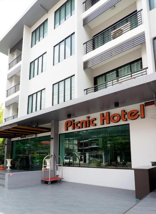 Picnic Hotel Bangkok